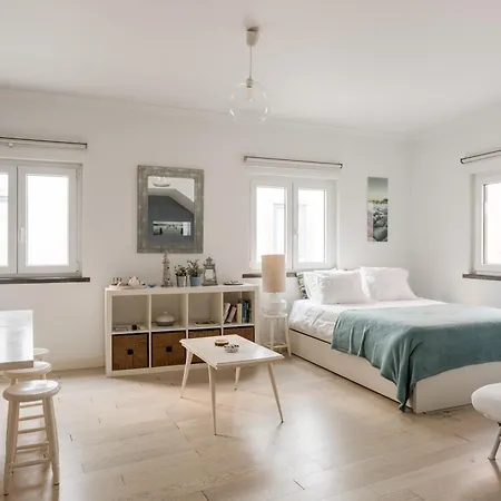 Lisbon By Propr Apartmán *